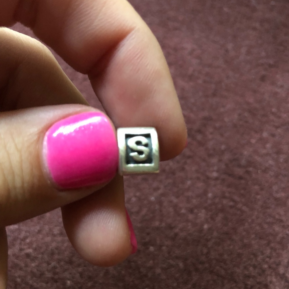 Pandora S Charm